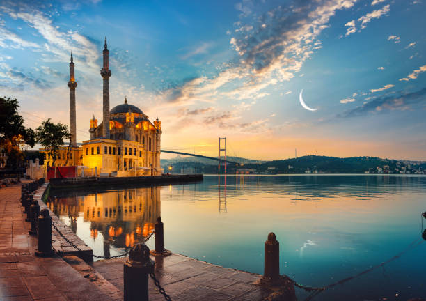 İSTANBUL SARAYLAR HALİÇ VE ADALAR TURU 4 GÜNLÜK